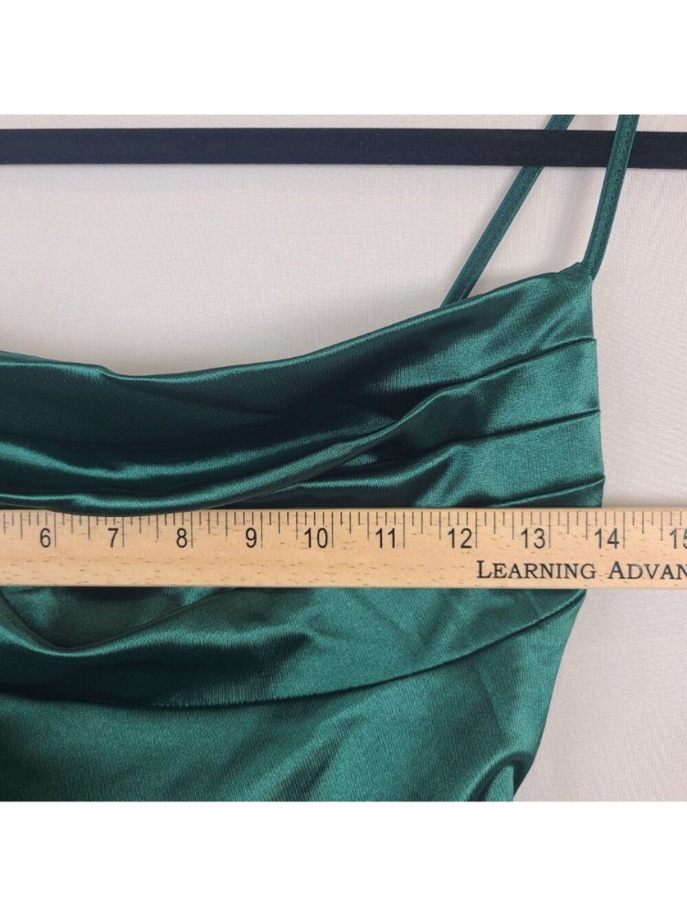 NEW B Darlin Green Satin Ruched Maxi Dress Spaghetti Straps Lace-Up Back Sz 5/6 - Picture 5 of 11